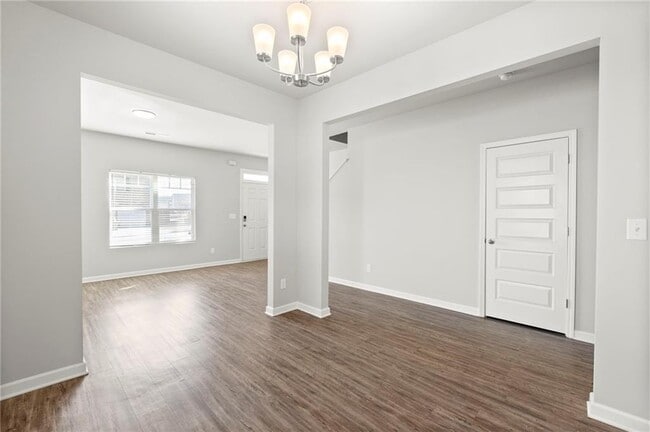 Building Photo - 3138 Cedar Crest Way