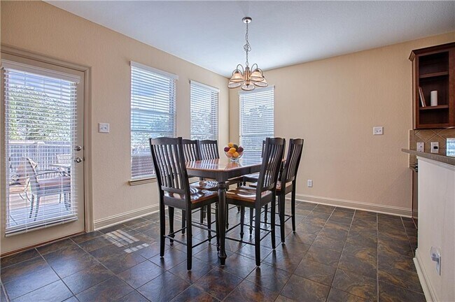 Building Photo - 12500 Calistoga Way