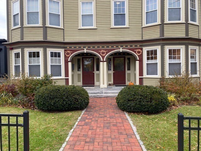 Building Photo - 85-87 Francis St