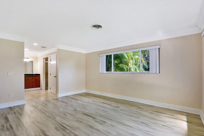 Building Photo - 11074 Monet Woods Rd