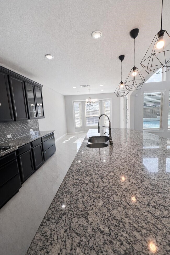 Building Photo - 2406 Trocadero Ln