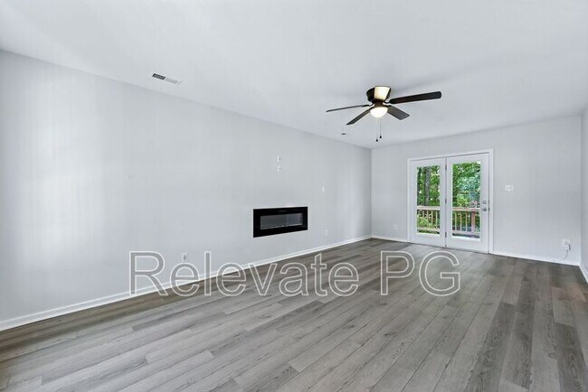 Building Photo - 2301 Strangford Ct