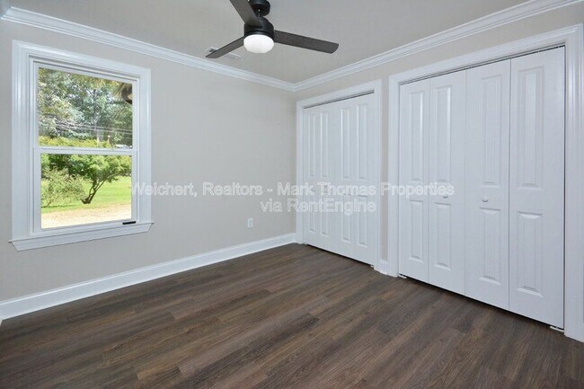 Building Photo - 1705 Mason Rd