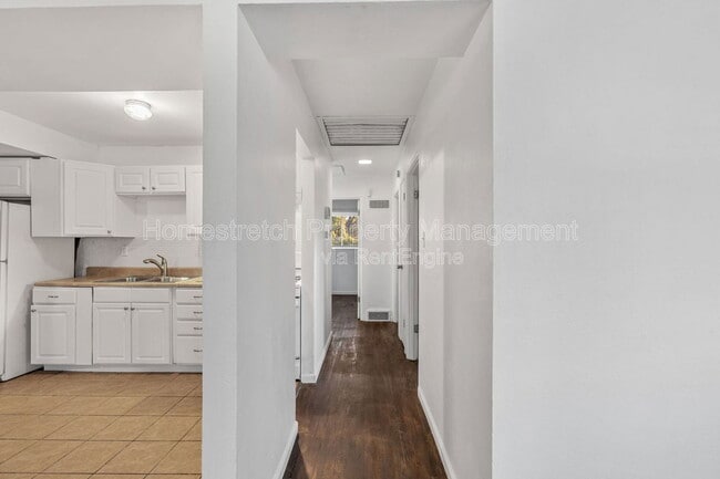 Building Photo - 212 Mc Alpine Dr