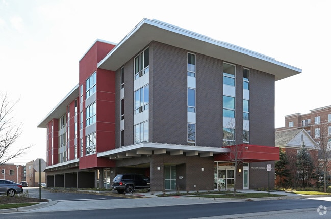 Building Photo - Midtown Crossing Apartments