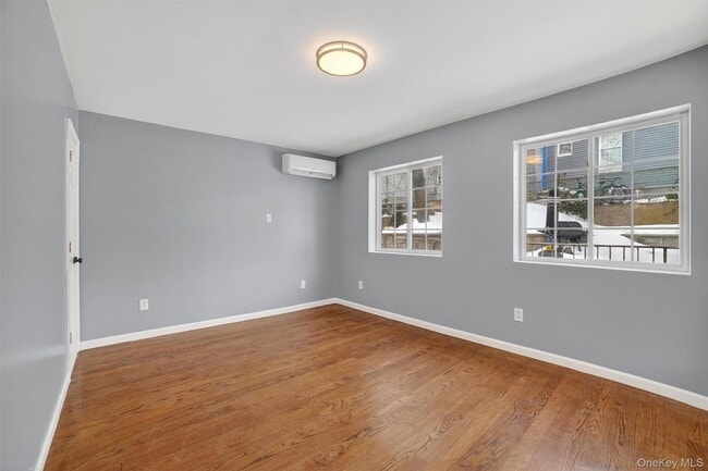 Building Photo - 4297 Kepler Ave