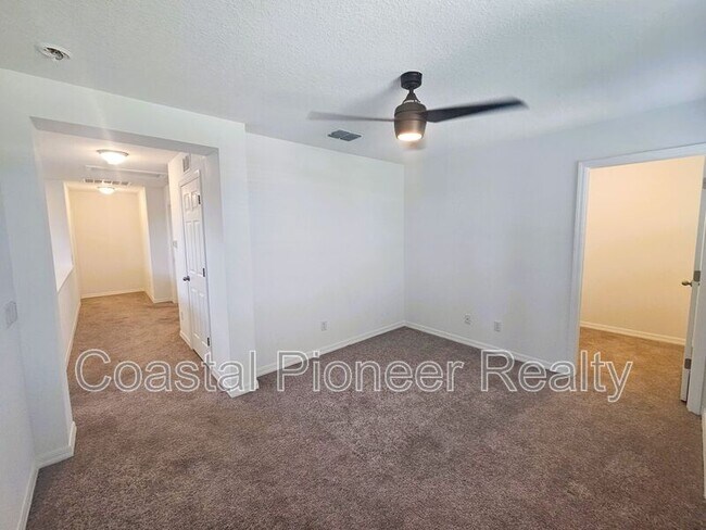 Building Photo - 16073 Sonoma Grv Cir
