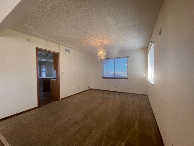 Building Photo - 6511 Amposta Dr