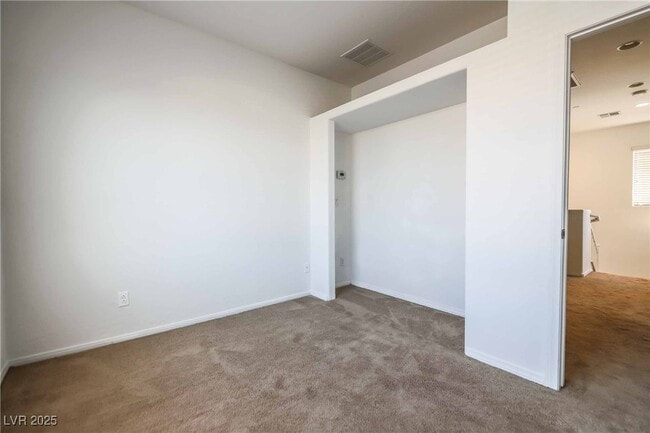 Building Photo - 716 Calamus Palm Pl