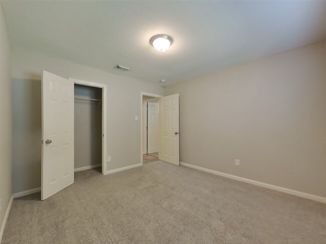 Building Photo - 17506 Sundrop Ln