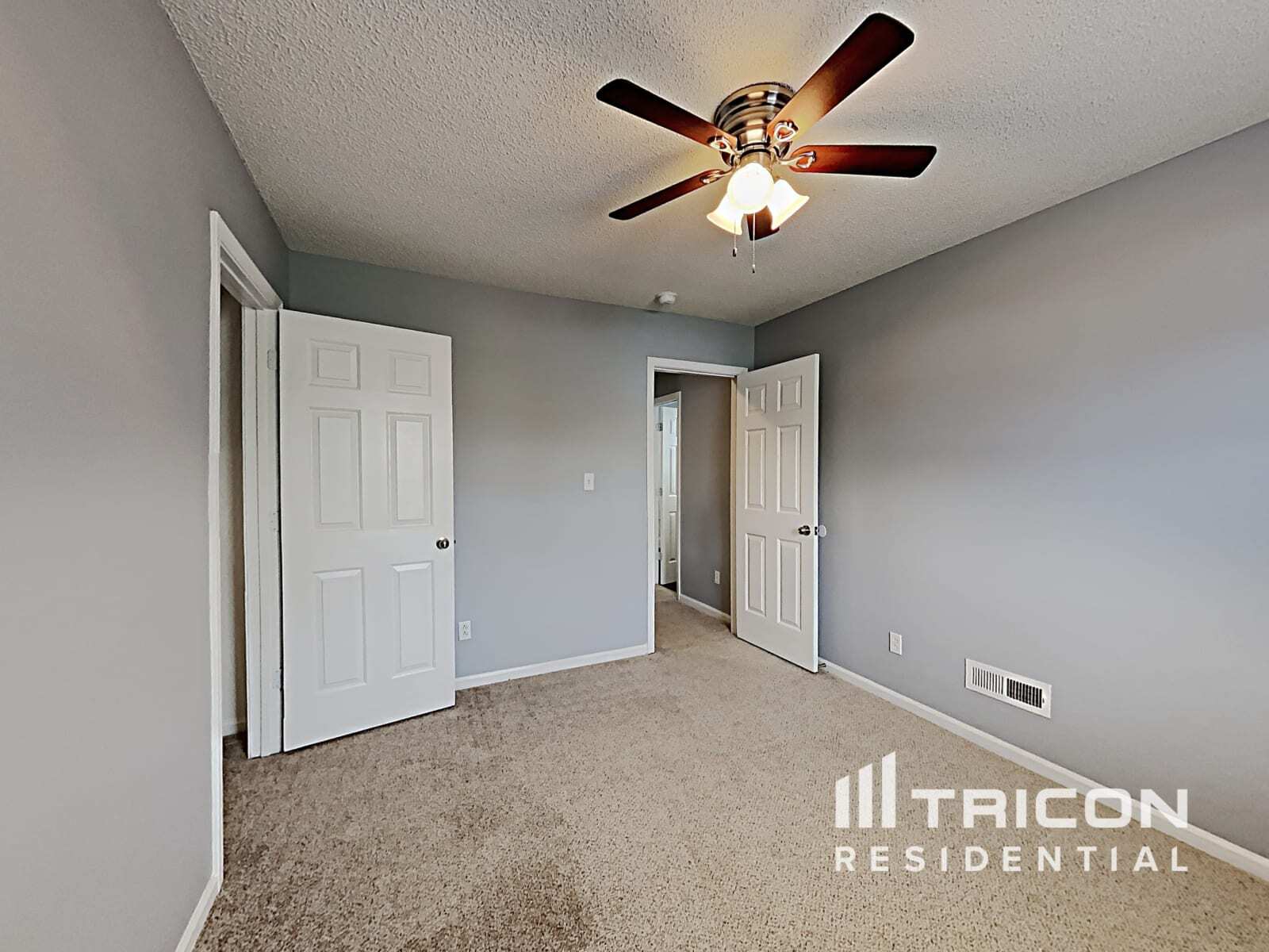 Building Photo - 5814 Coral Ridge Ln