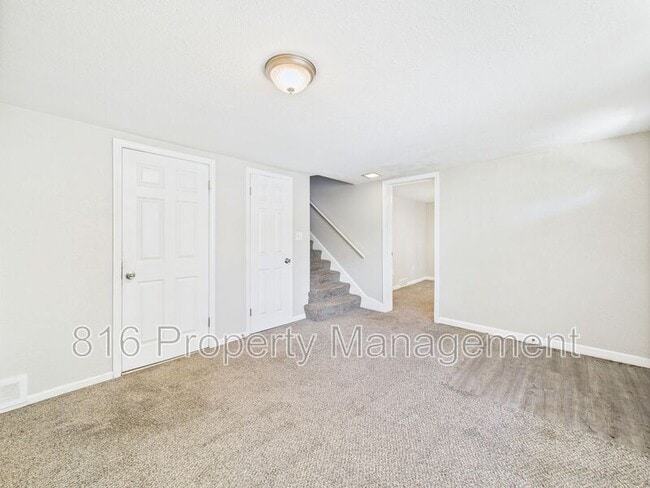 Building Photo - 4321 N Lister Ave