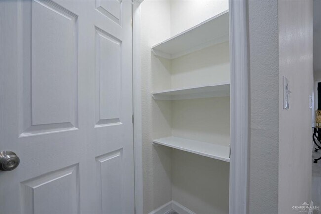 Building Photo - 41 N 15th St