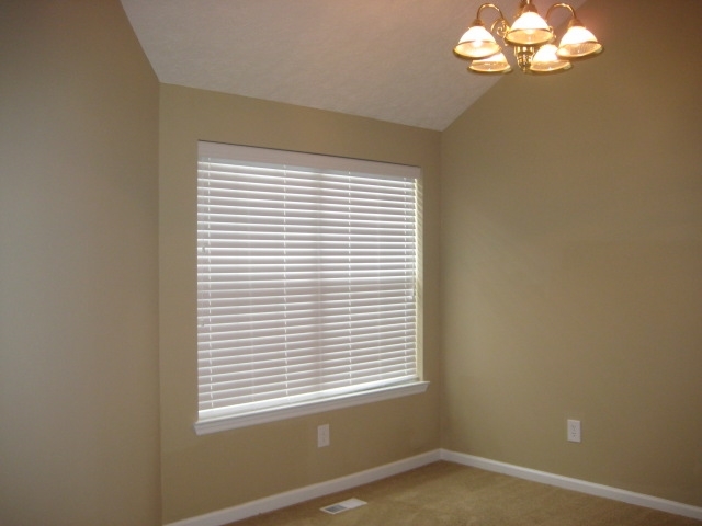 Building Photo - 665 Granwood Blvd