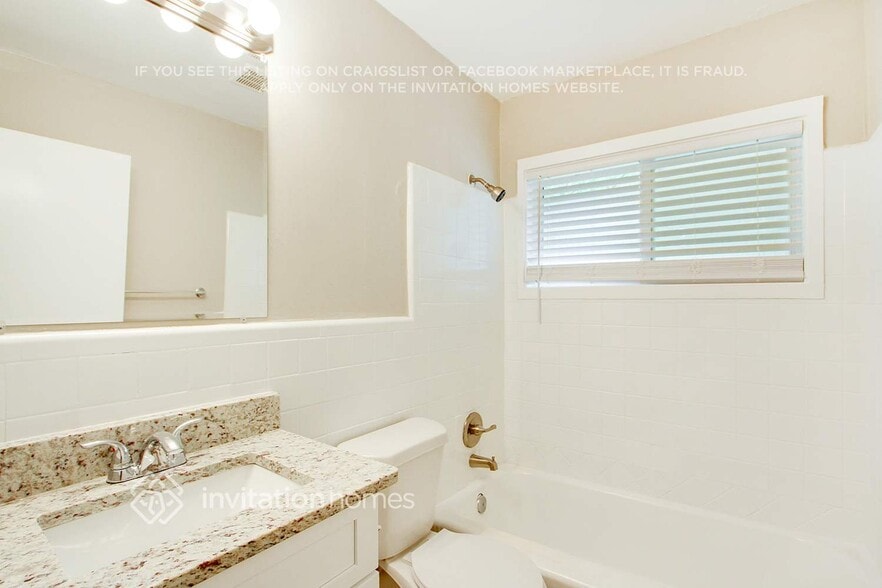 Building Photo - 1921 Cindy Dr