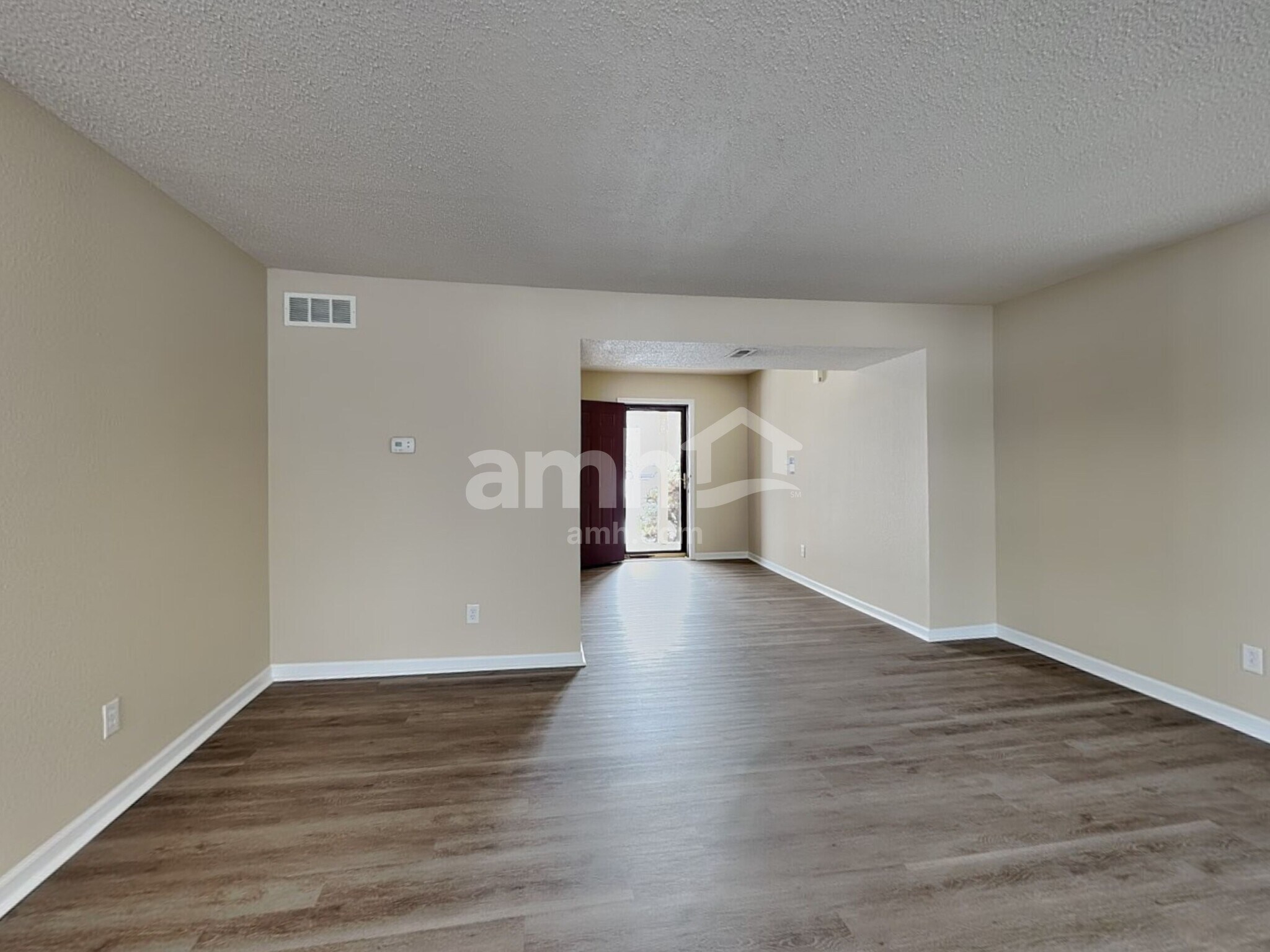 Building Photo - 12132 Roundtree Rd