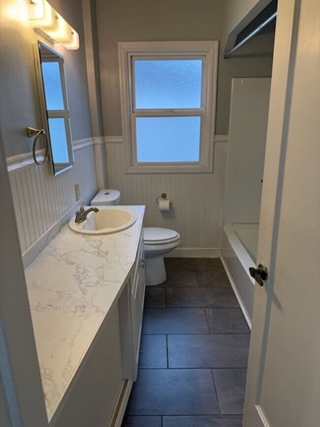 Building Photo - PERFECT IN PIEDMONT