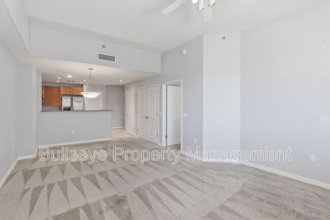 Building Photo - 2302 N Central Ave