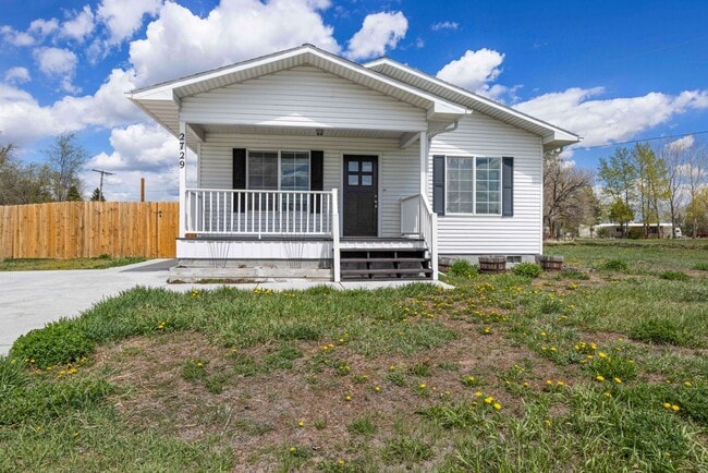 Building Photo - Charming 4 bed/2 bath Home in Idaho Falls!