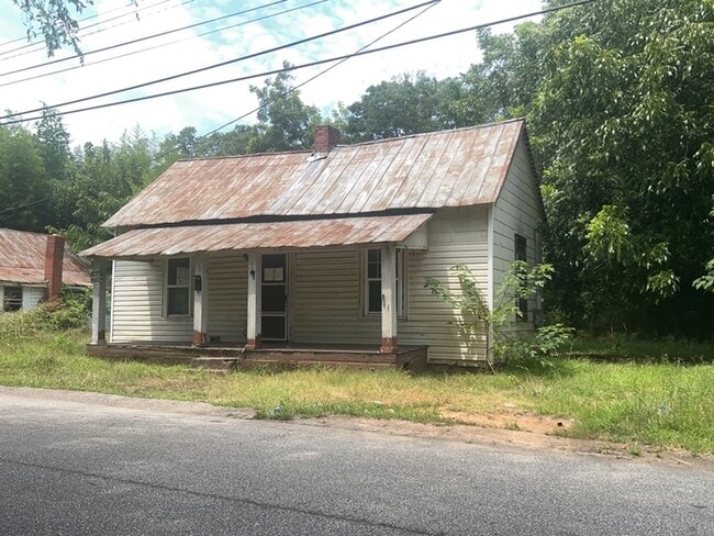 Building Photo - Laurens Home for Rent
