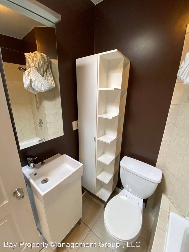 Building Photo - 2 br, 1.5 bath House - 305 S Lehigh St