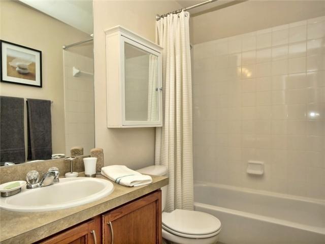 Building Photo - 533 Golden Creek Dr