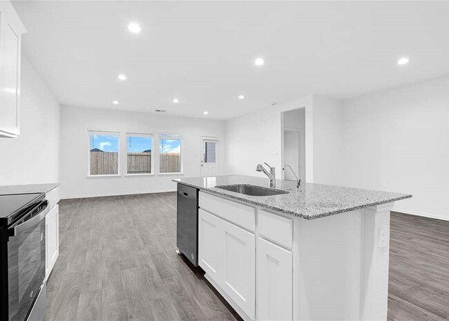 Building Photo - 31134 Delamere Turn trl Trl