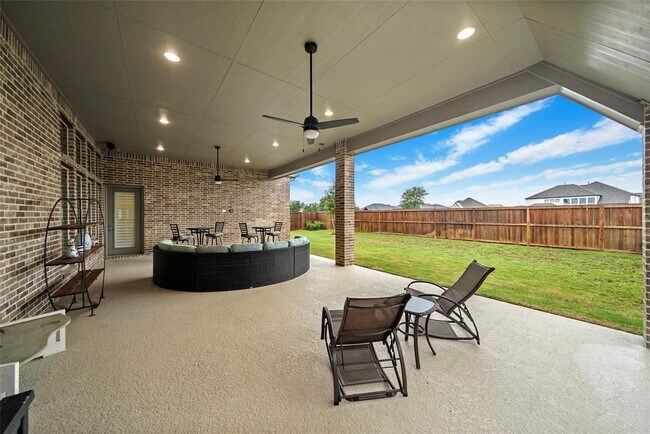 Building Photo - 4803 Bernard Dr