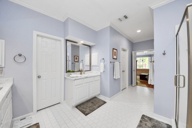 Building Photo - 19 Wild Meadow Ct