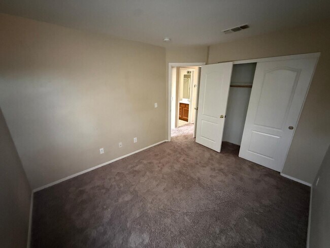 Building Photo - 24642 N 36th Ave