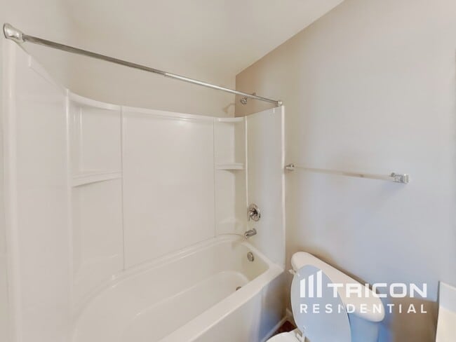 Building Photo - 108 Alred Cir