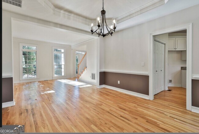 Building Photo - 1202 Loxley Cir