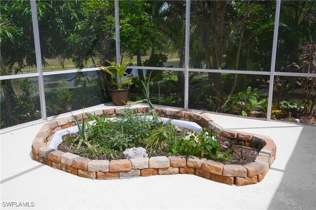 Building Photo - 5442 Whitten Dr