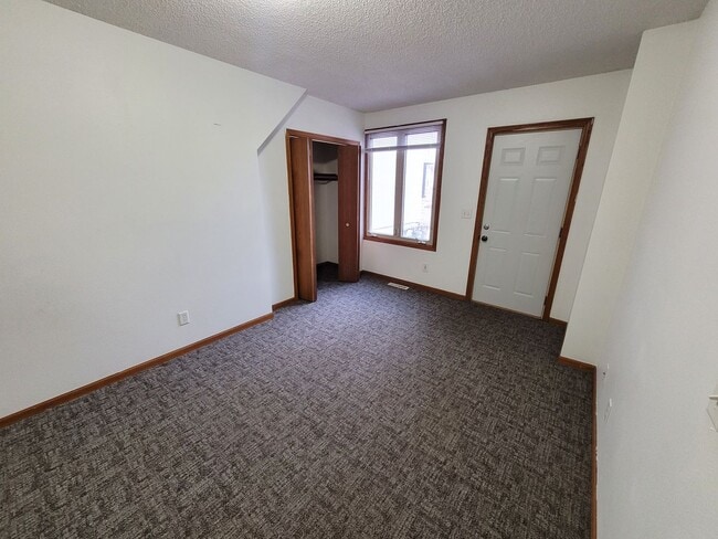 Building Photo - pp1020