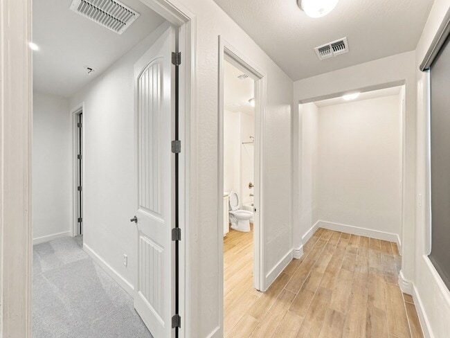 Building Photo - Luxury SMART HOME For Rent!