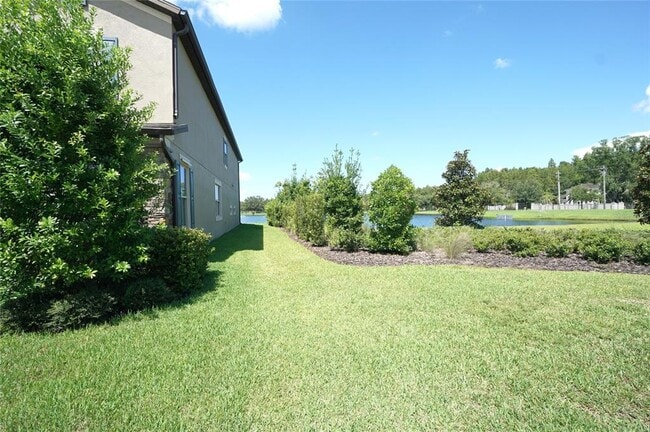 Building Photo - 18824 Birchwood Groves Dr