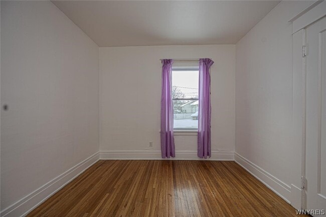 Building Photo - 20 Tacoma Ave