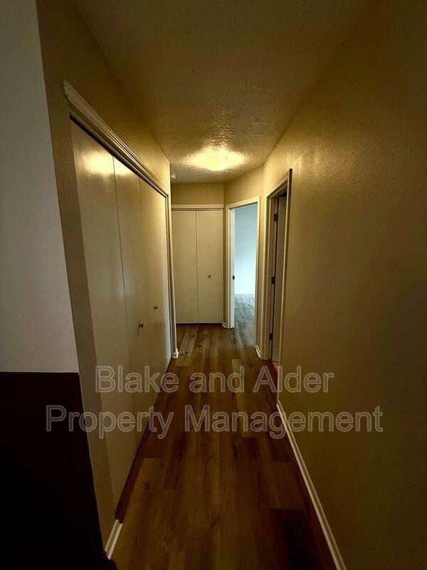 Building Photo - 1331 Westbrook Dr NW