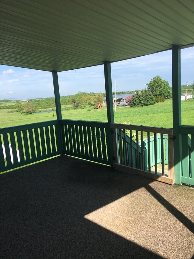 Building Photo - Beautiful secluded 4 bedroom 2.5 bath home with 2 stall detached garage and descent sized yard