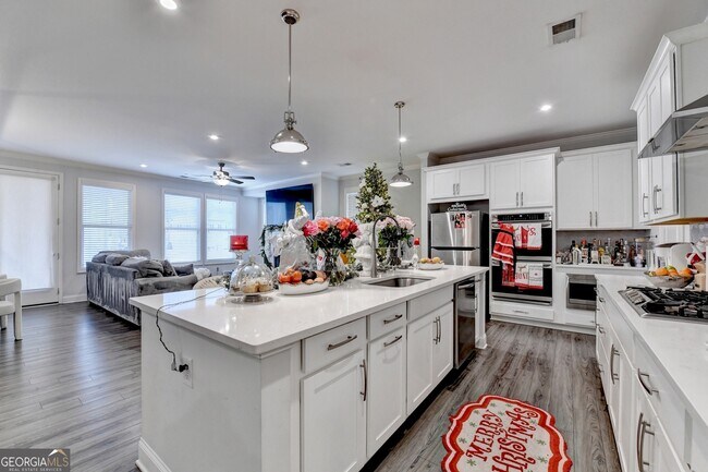 Building Photo - 6010 Bracken Brown Dr