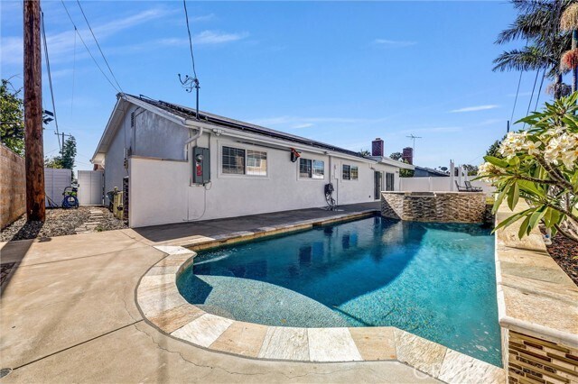 Building Photo - 2751 San Carlos Ln
