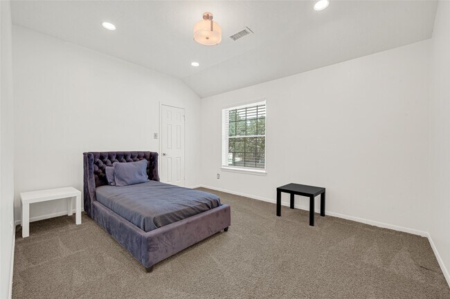 Building Photo - 8307 Summer Reef Dr