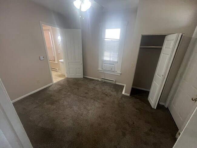 Building Photo - 124 High St