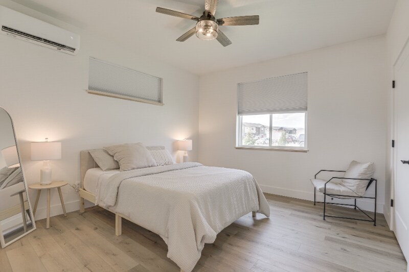 Building Photo - 1403 Windsor Dr