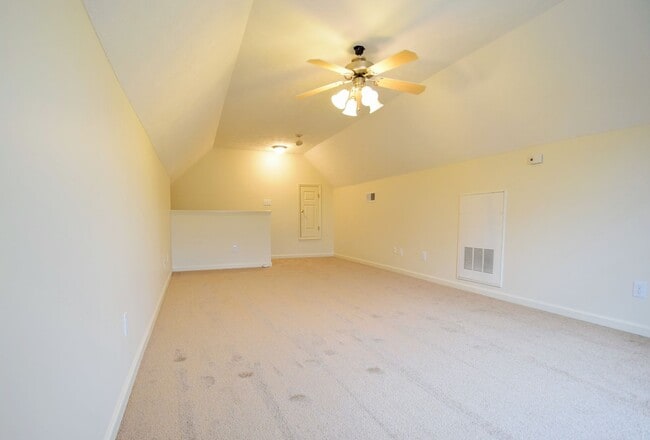 Building Photo - 127 Bluewater Drive