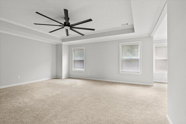 Building Photo - 239 Prominence Dr