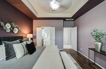 Building Photo - 17622 Quiet Shores Dr