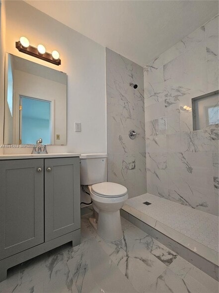 Building Photo - 7908 Granada Blvd