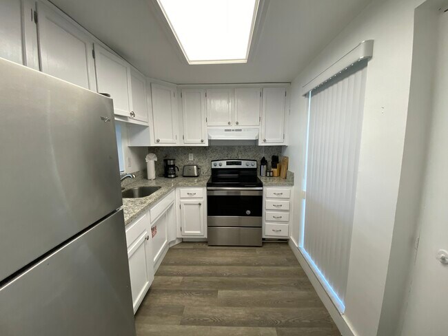 Building Photo - 601 N Rio Vista Blvd