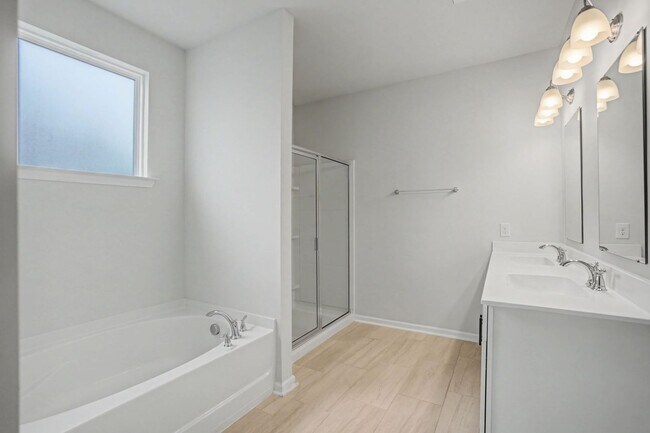 Building Photo - 3 BED | 2 BATH | TWO CAR GARAGE | SAVANNAH QUARTERS | AVAILABLE NOW